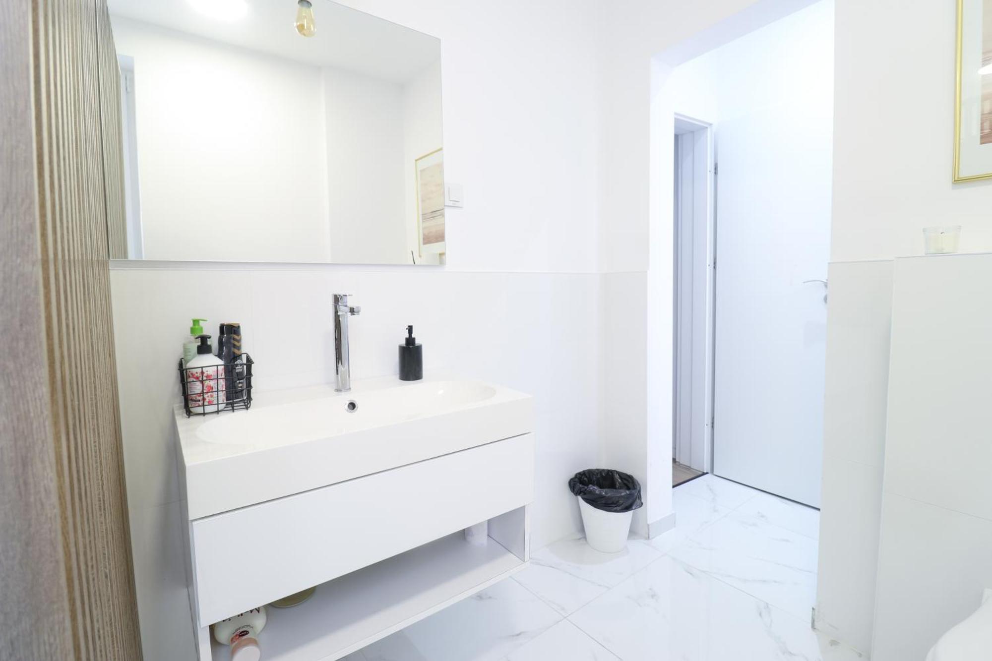 Old Town Bucharest Apartment Poiana 7 Bagian luar foto